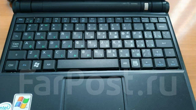 Asus Eee PC 900. 8.9", 900����, ��� 1024 ��, ���� 12���, WiFi: 1, ����������� �� 1��. ����