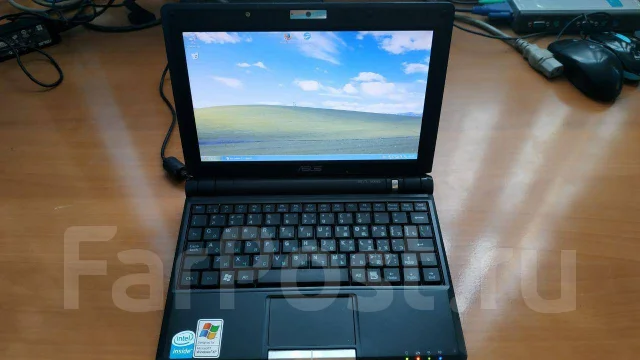 Asus Eee PC 900. 8.9", 900����, ��� 1024 ��, ���� 12���, WiFi: 1, ����������� �� 1��. ����
