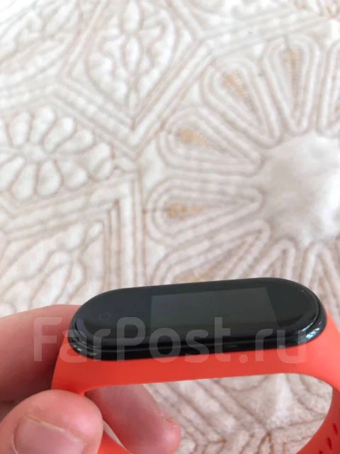 Xiaomi Mi Band 4. GPS, IP68 ����