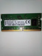 SO-DIMM DDR4.