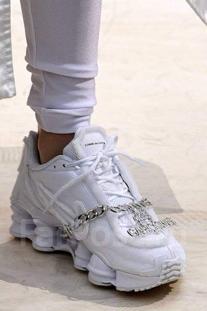 Nike on sale cdg shox