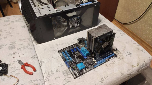 AMD FX-8320 ����