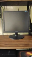 Samsung. 19"