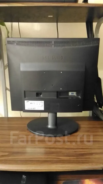 Samsung. 19" ����