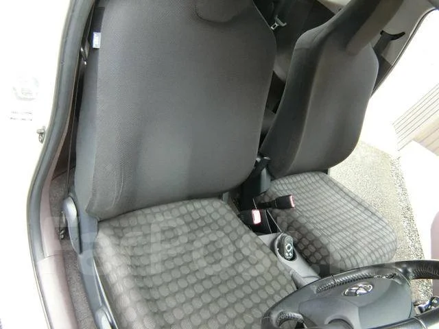 Toyota iQ. �������, ��������, 1.0, ������, �/�, ��� ���. ��� ����� �� ������������ ����