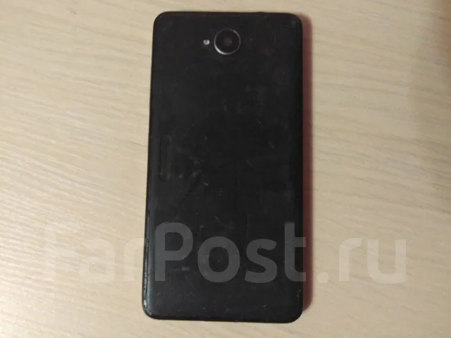 HTC One. �/�, ������, 3G, Dual-SIM, ��������� ����
