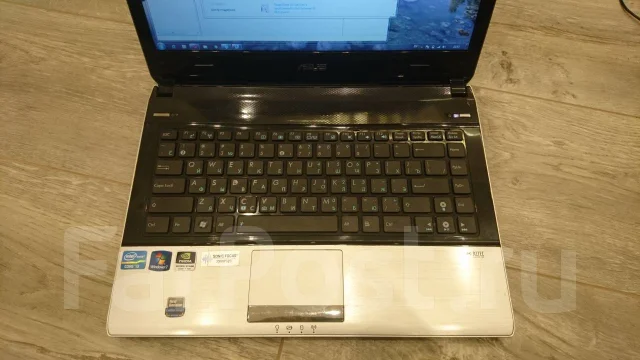 Asus U41SV. 14", 2,1����, ��� 4 ��, ���� 320���, WiFi: 1, Bluetooth: 1 ����