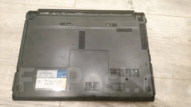 Asus U41SV. 14", 2,1����, ��� 4 ��, ���� 320���, WiFi: 1, Bluetooth: 1 ����