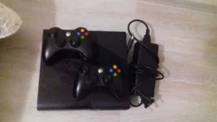 Microsoft Xbox 360 E ����