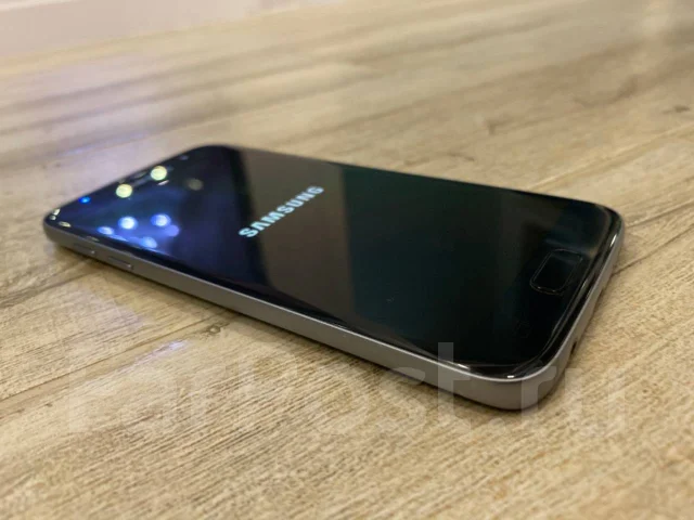 Samsung Galaxy S7. �/� ����