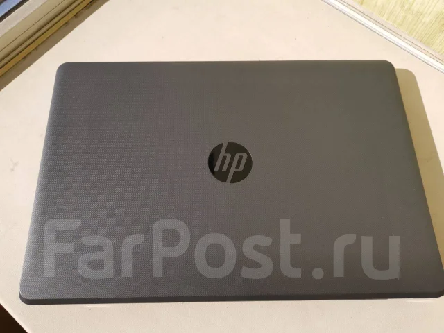 HP 250 G6. 15.6", 2,3����, ��� 4 ��, ���� 128���, WiFi: 1, Bluetooth: 1, ����������� �� 4��. ����