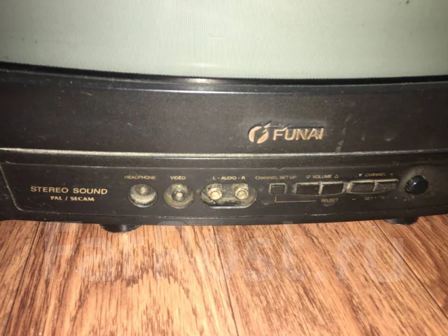 Funai. CRT (���) ����