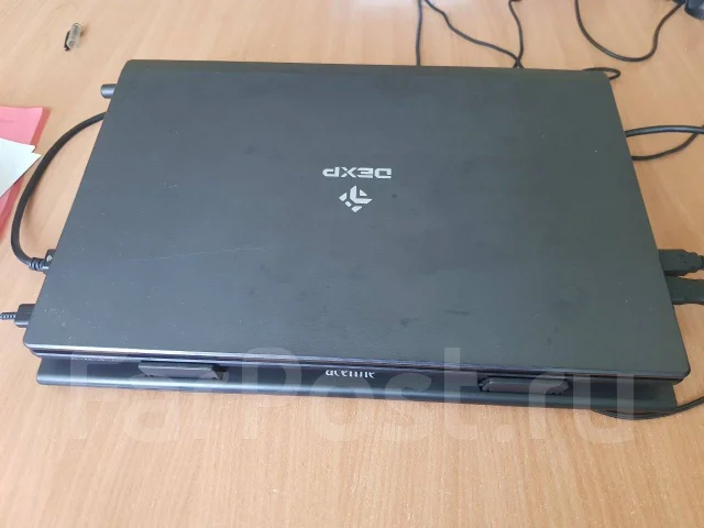 DEXP Achilles G115. 15.6", 2,5����, ��� 16 ��, ���� 1 000���, WiFi: 1, Bluetooth: 1 ����