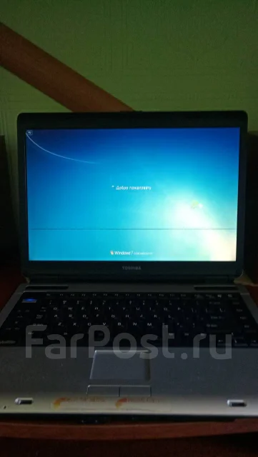 Toshiba. 13", ��� 512 ��, ���� 2���, WiFi: 1, ����������� �� 2��. ����