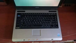 Toshiba. 13", ��� 512 ��, ���� 2���, WiFi, ����������� �� 2��. ����