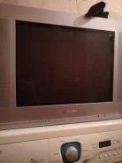 ����� ����