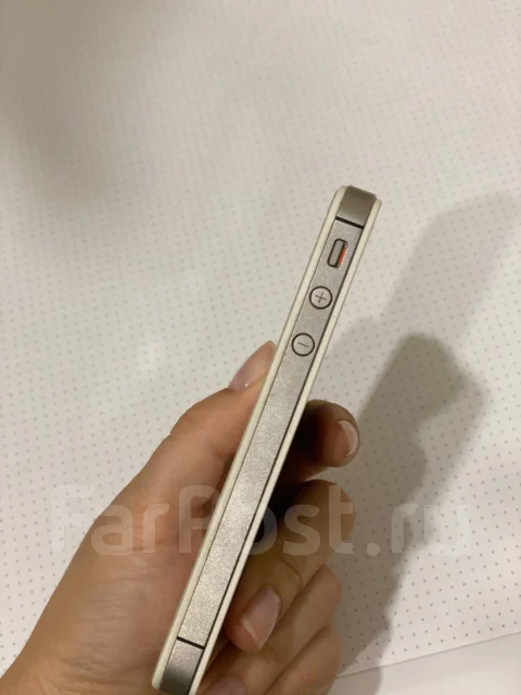 Apple iPhone 4. �/�, �����, 3G ����