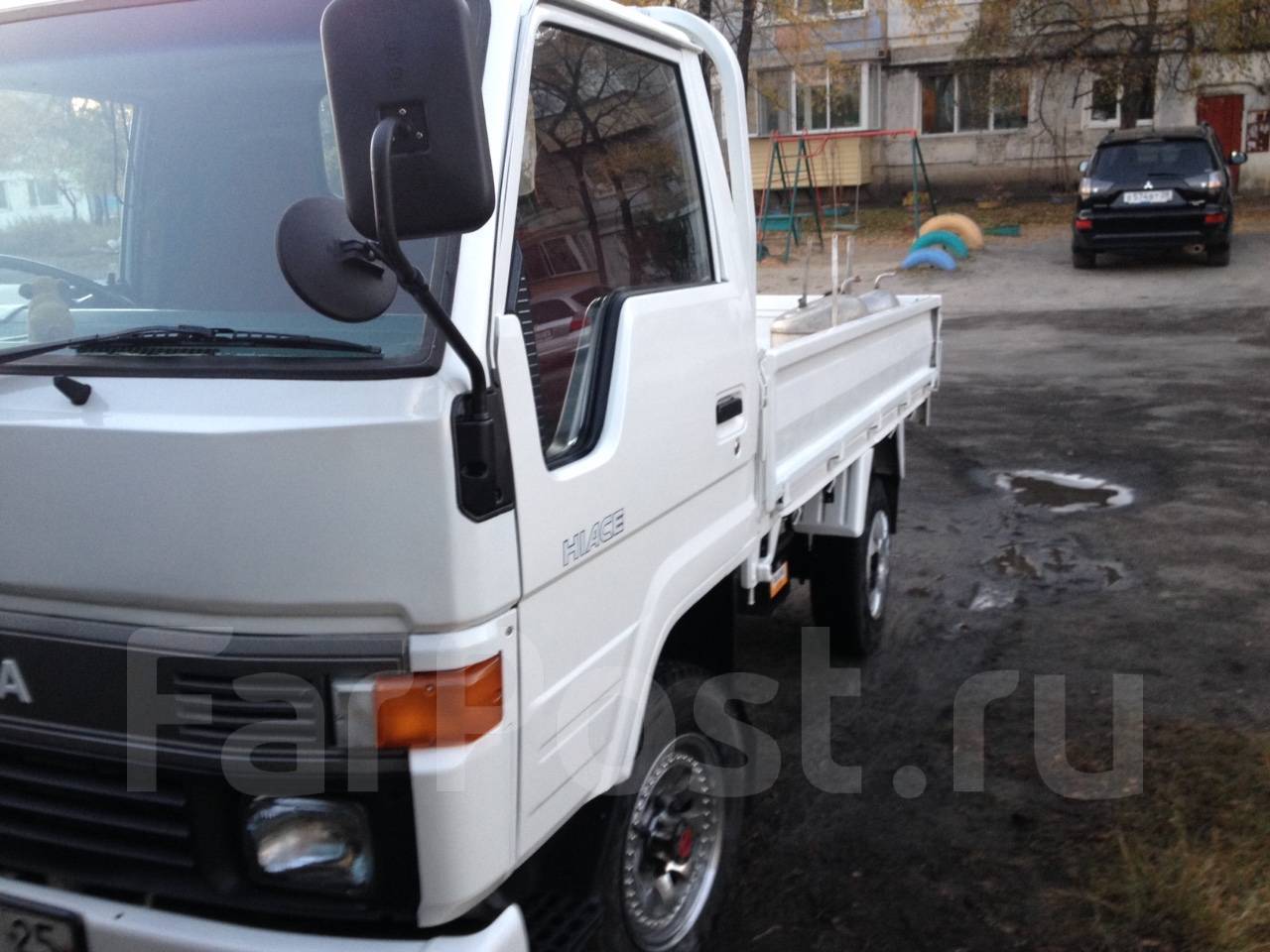 Тойота Хайс бортовой. Toyota Hiace бортовой грузовик. Тойота Дюна 4х4 бортовой. Тойота Хайс грузовой бортовой.