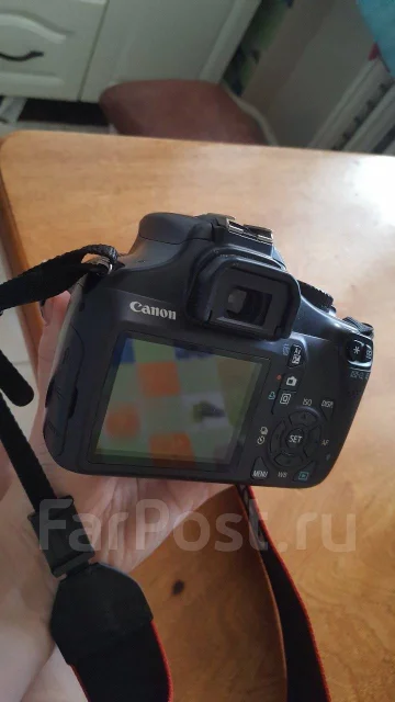 Canon EOS 1100D ����
