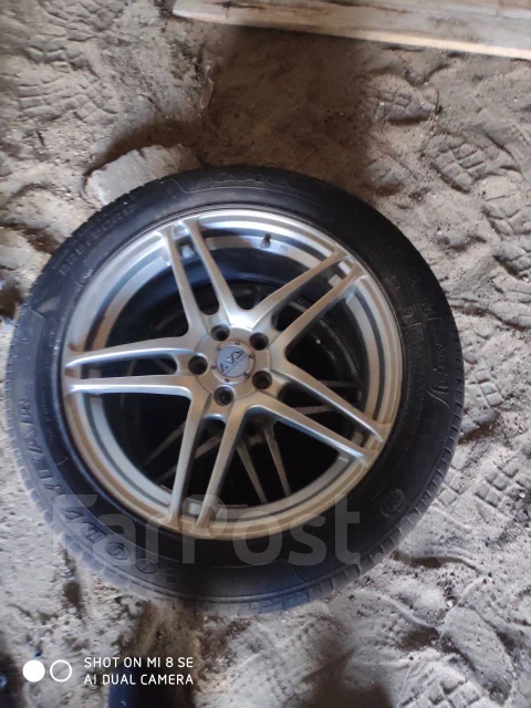 AVS Model T5. 7.0x17", 5x100, ET52 ����