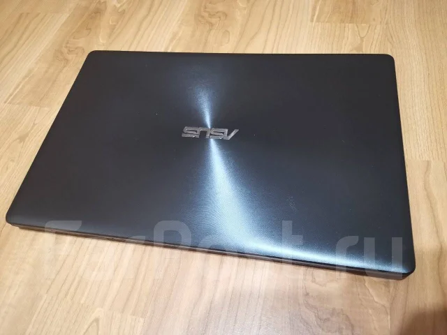 Asus X550CC. 15.6", 1,8����, ��� 4 ��, ���� 500���, WiFi: 1, Bluetooth: 1, ����������� �� 2��. ����
