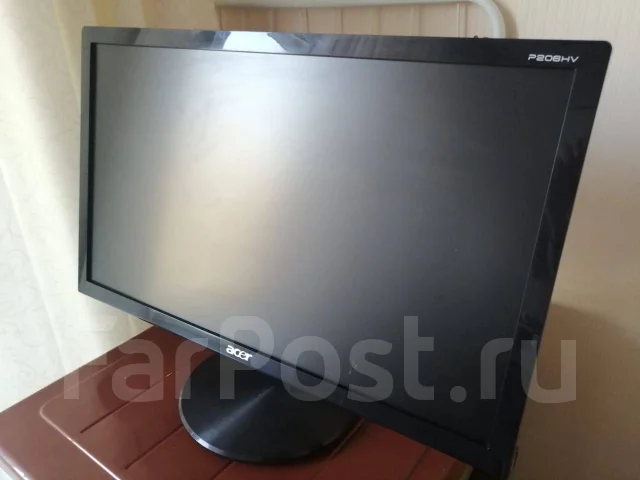 Acer. 19" ����