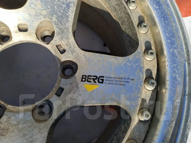 Berg. 8.0x15", 6x139.7, ET0 ����