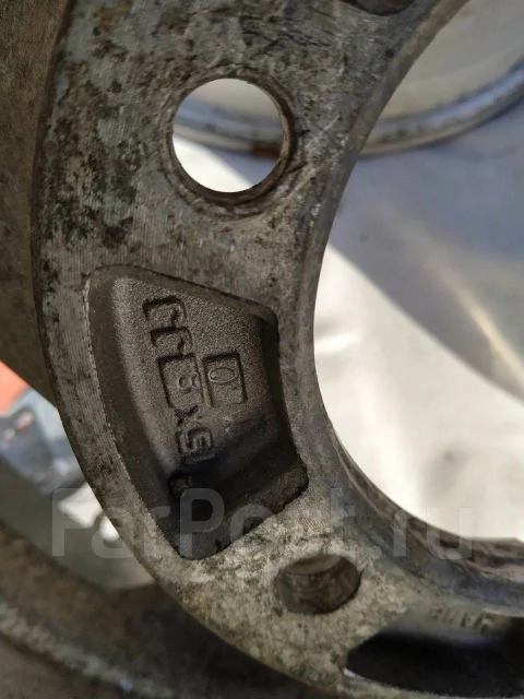 Berg. 8.0x15", 6x139.7, ET0 ����