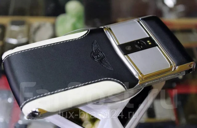 Vertu Signature. �����, �����, ������, 4G LTE ����