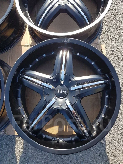 Dolce Wheels. 8.0x20", 5x114.3, ET35, �� 73���. ����