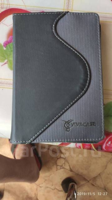Чехол для электронной книги универсальный в отличном состоянии ...