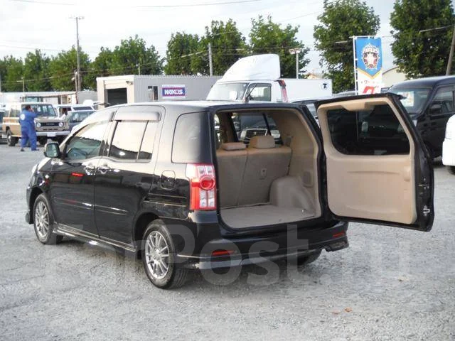 Toyota Raum. ��������, 4wd, 1.5 (105��.�.), ������, 50 000����. ��, �/�. ��� ����� �� ������������ ����