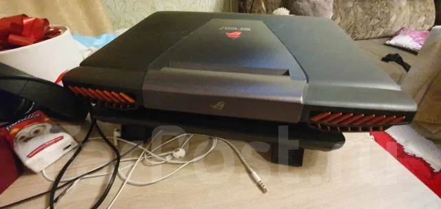 Asus ROG G751JT. 17.3", 2,5����, ��� 24 ��, ���� 1 000���, WiFi: 1, Bluetooth: 1, ����������� �� 4��. ����