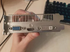 GeForce 210 ����