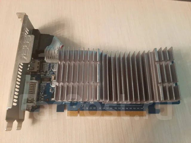 GeForce 210 ����