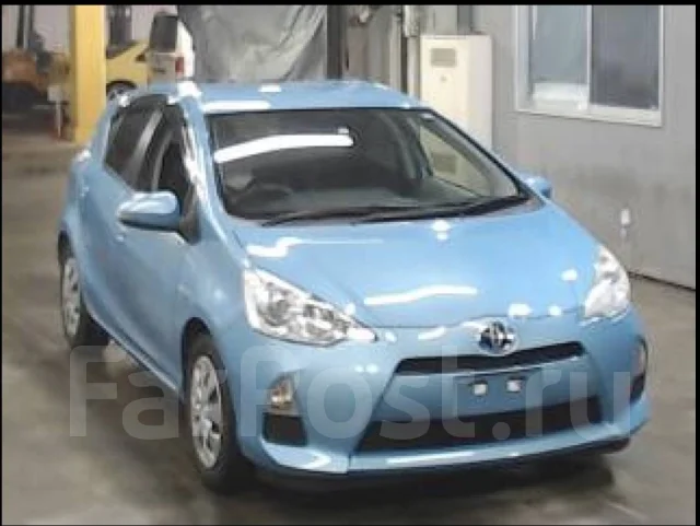 Toyota Aqua. NHP10 ����