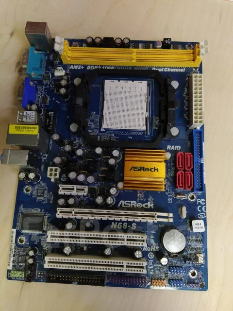 Socket AM2+ ����