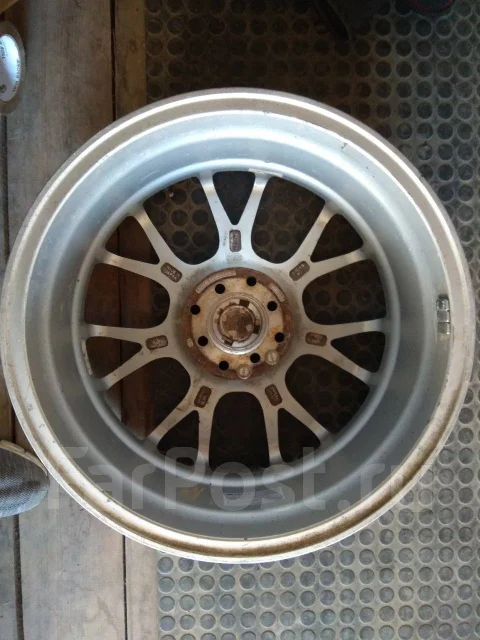 Hokuto Racing Katana. 7.0x17", 4x100, 4x114.3, ET40, �� 70���. ����