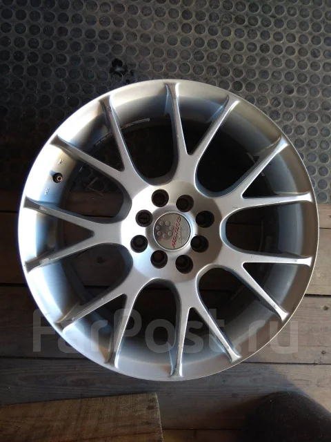 Hokuto Racing Katana. 7.0x17", 4x100, 4x114.3, ET40, �� 70���. ����