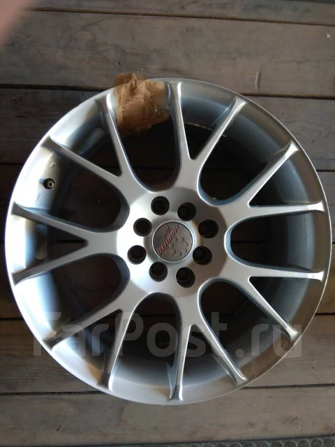 Hokuto Racing Katana. 7.0x17", 4x100, 4x114.3, ET40, �� 70���. ����