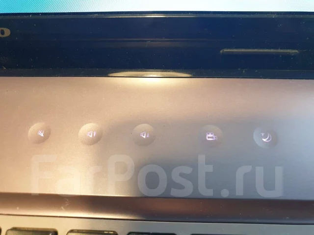 Lenovo IdeaPad Y570. 15.6", 2 000����, ��� 8 ��, ���� 120���, WiFi: 1, Bluetooth: 1 ����