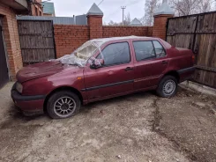 Volkswagen Vento ����