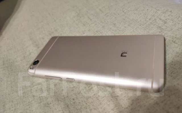 Xiaomi Mi5S. �/� ����