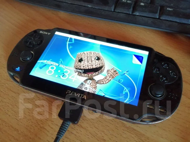 Sony PlayStation Vita ����