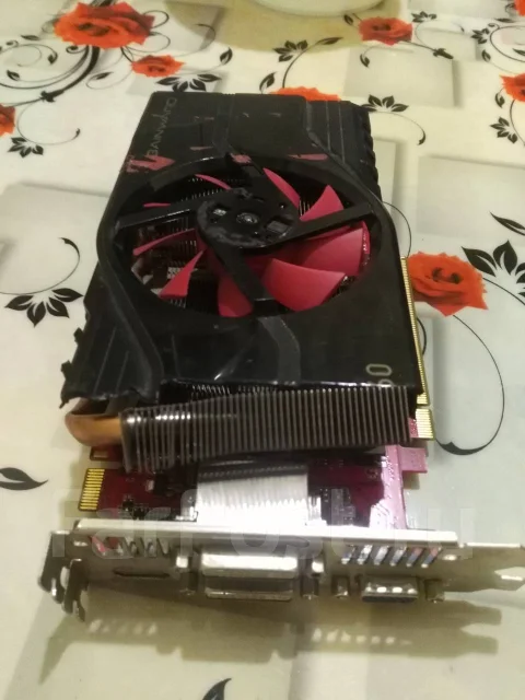 GeForce GTX 460 ����