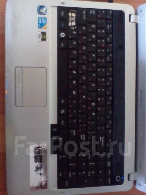 Samsung R530. 2,1����, ��� 3072 ��, ���� 170���, WiFi: 1, Bluetooth: 1, ����������� �� 2��. ����