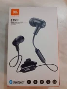 JBL E25BT ����