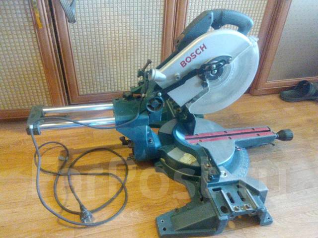 Bosch mitre saw on sale gcm 10 sd