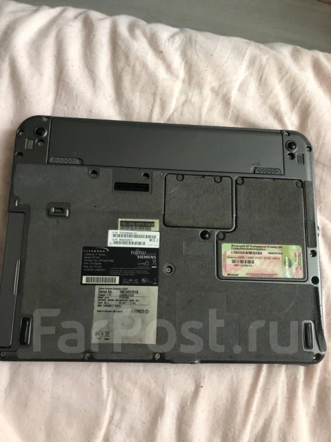 Fujitsu Siemens. 10", 1,2����, ��� 1024 ��, ���� 60���, WiFi: 1, Bluetooth: 1, ����������� �� 2��. ����