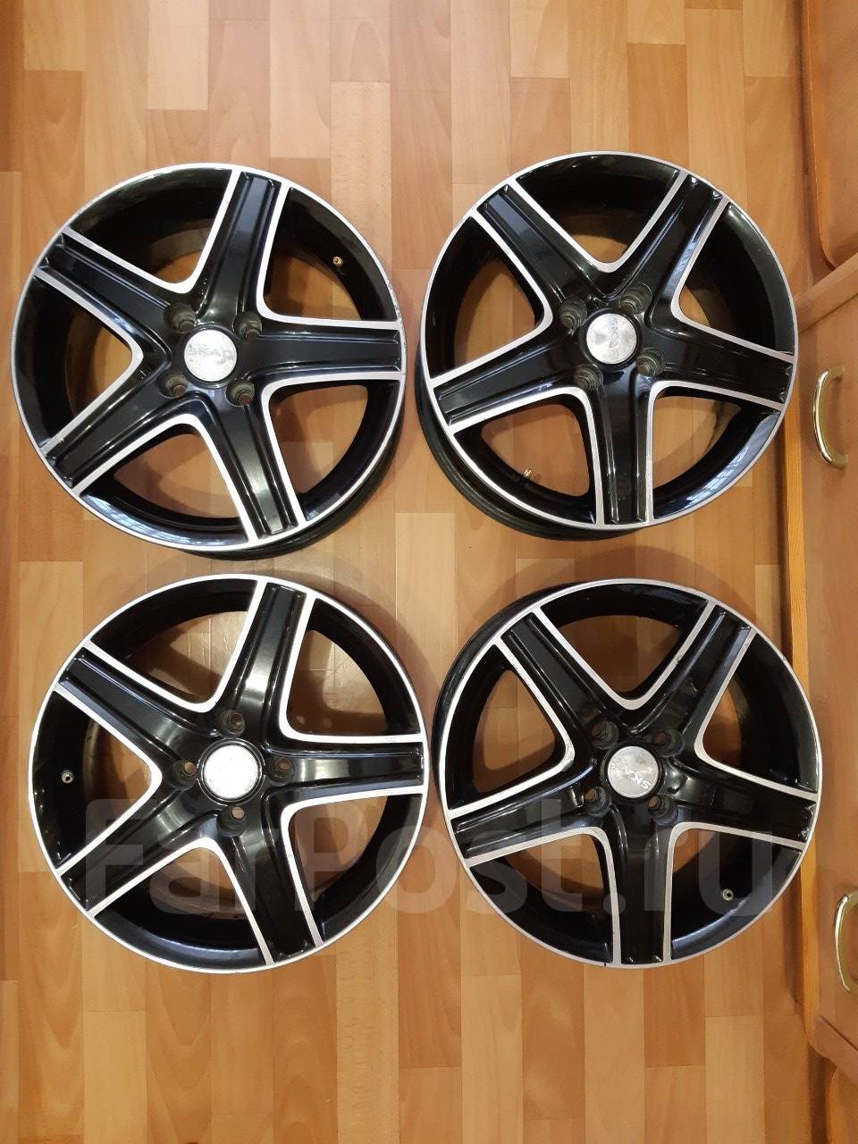 Разноширокие диски на мерседес w203. Литье 19 5 114. Диски r16 рено трафик 2008. Диски hot stuff exceeder. Диски и шины на копейском около метро.